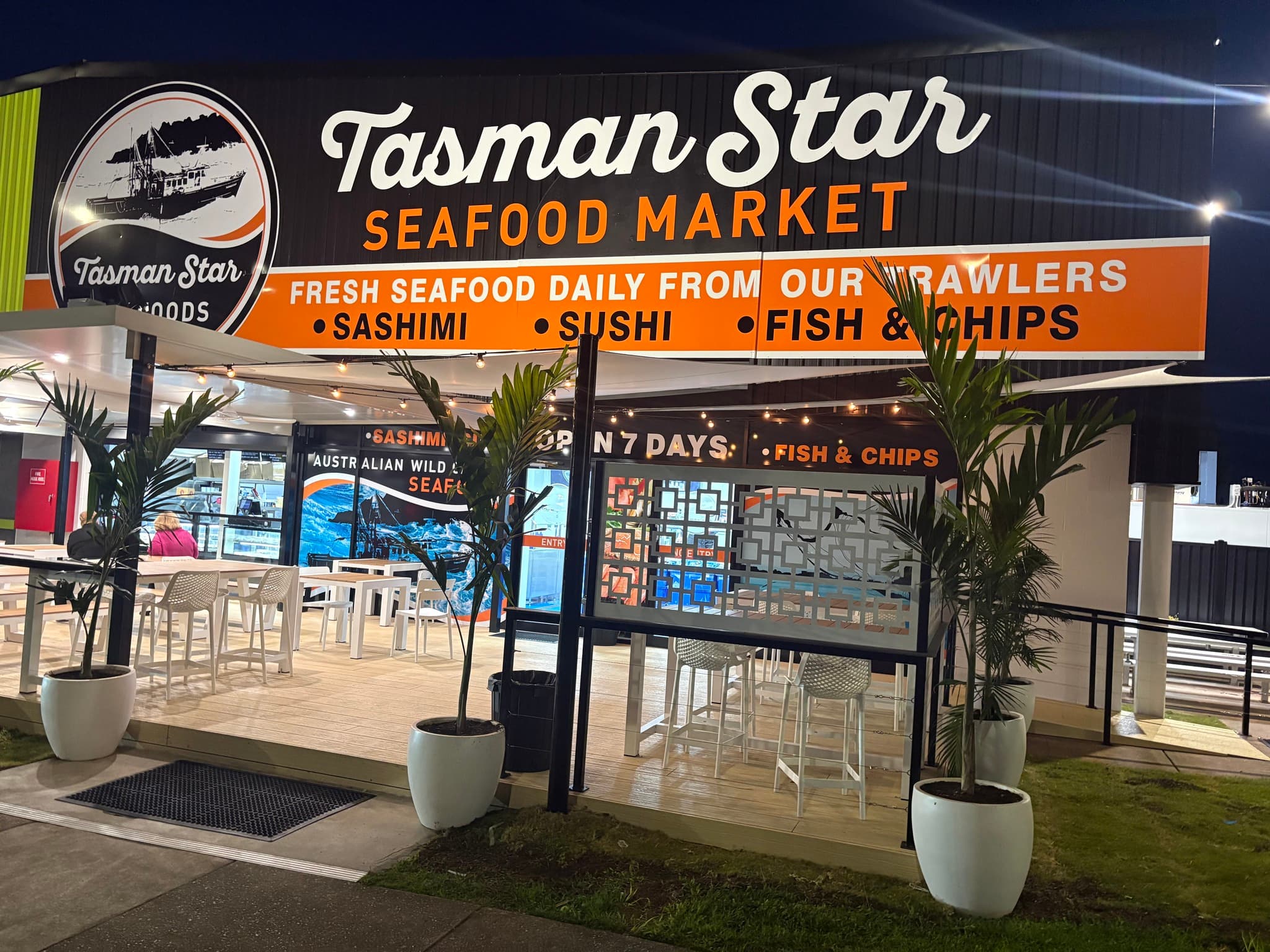 Labrador Store Market Fresh Fish